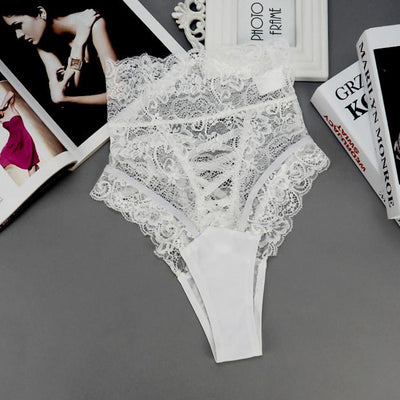 Lace panties with high waist