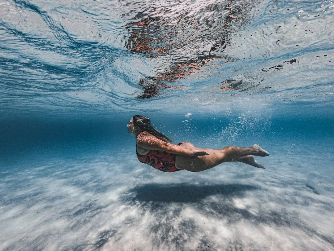 Plus-Size Swimsuit: How to Choose a Style You Feel Good In