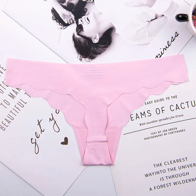 Bow Ruffle Smooth Seamless Thong