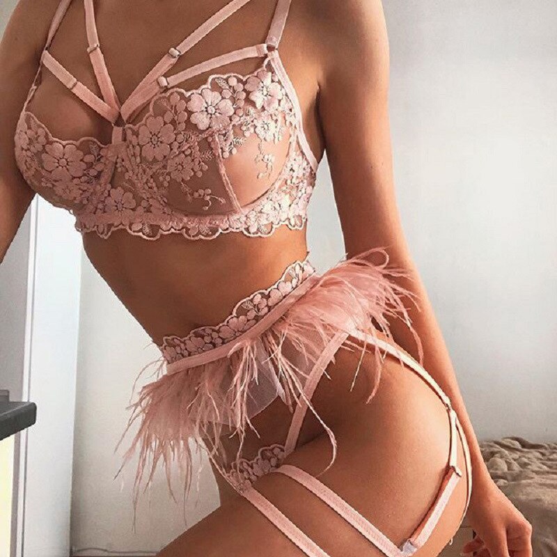 3-Piece Floral Lace Ruffle Lingerie Set with Garter