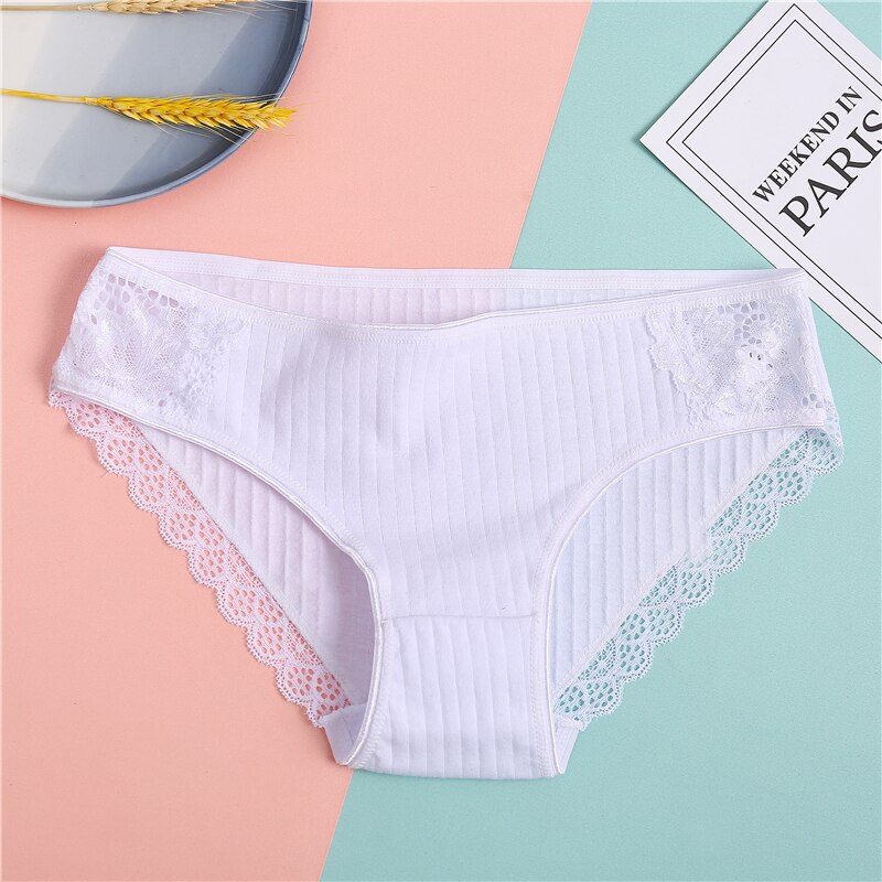 Lace Comfort-Fit Briefs