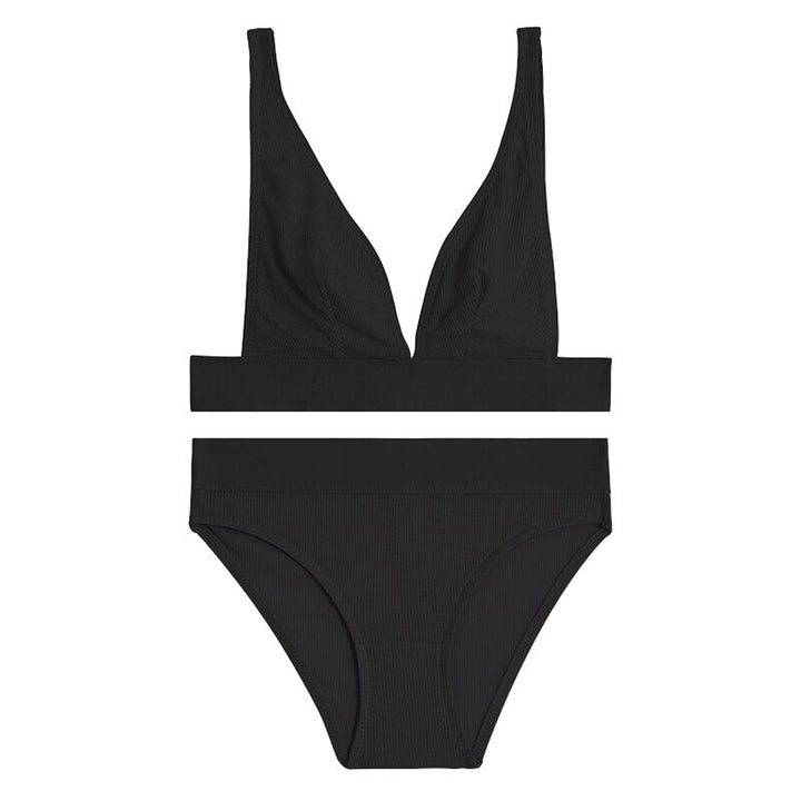 Figure-Enhancing Seamless Lingerie Set