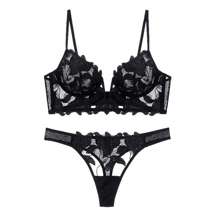 Embroidered Figure-Flattering Lingerie Set