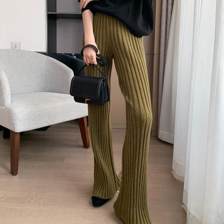 Ribbed Knit Straight-Leg Relaxed Pants