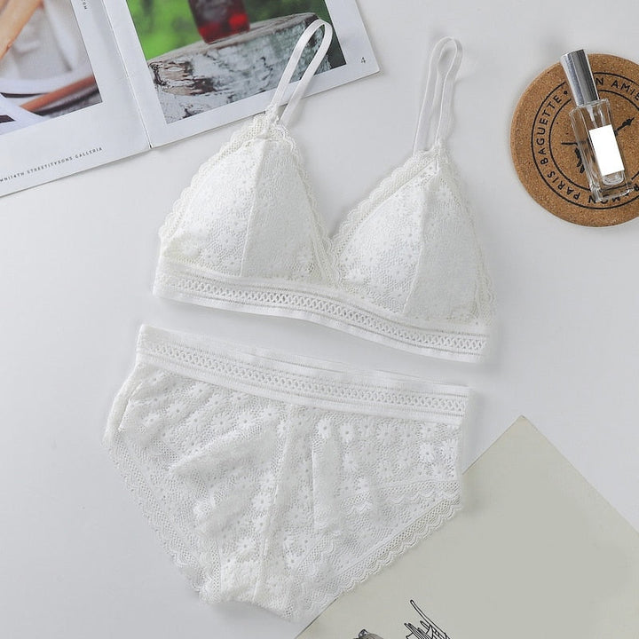 One-Size Floral Lace Bra and Panties Set