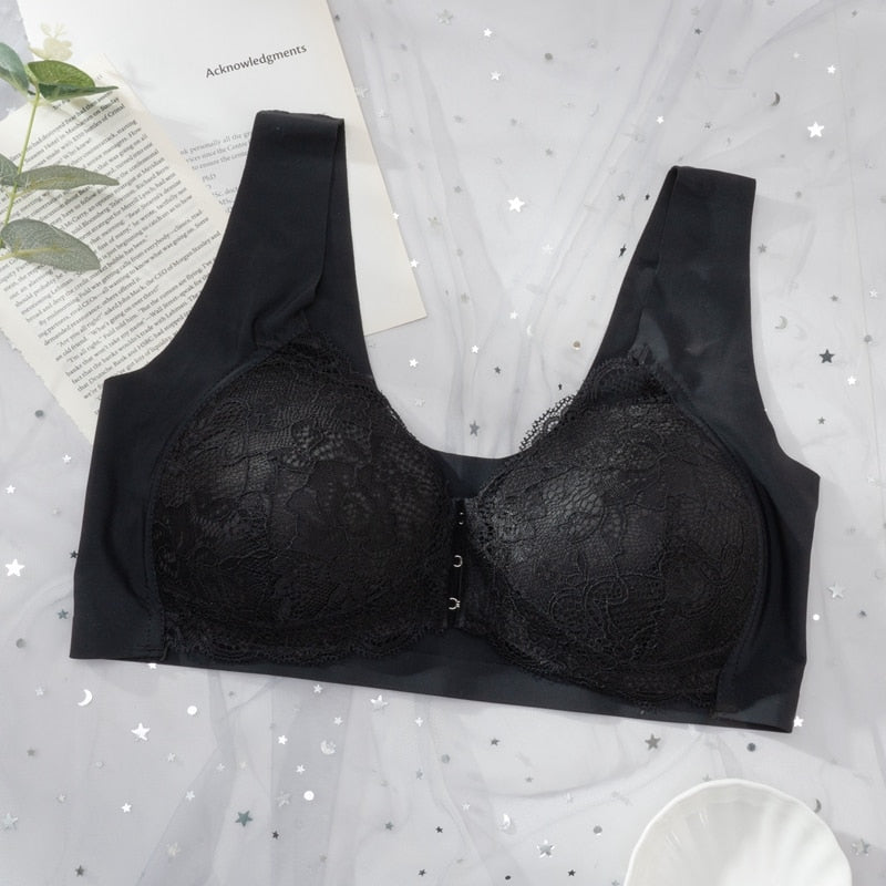 Plus Size Front-Closure Lace-Trim Bra