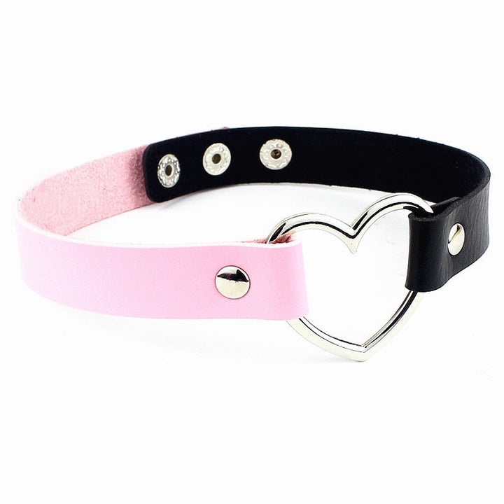 Faux Leather Heart Charm Adjustable Choker 40cm