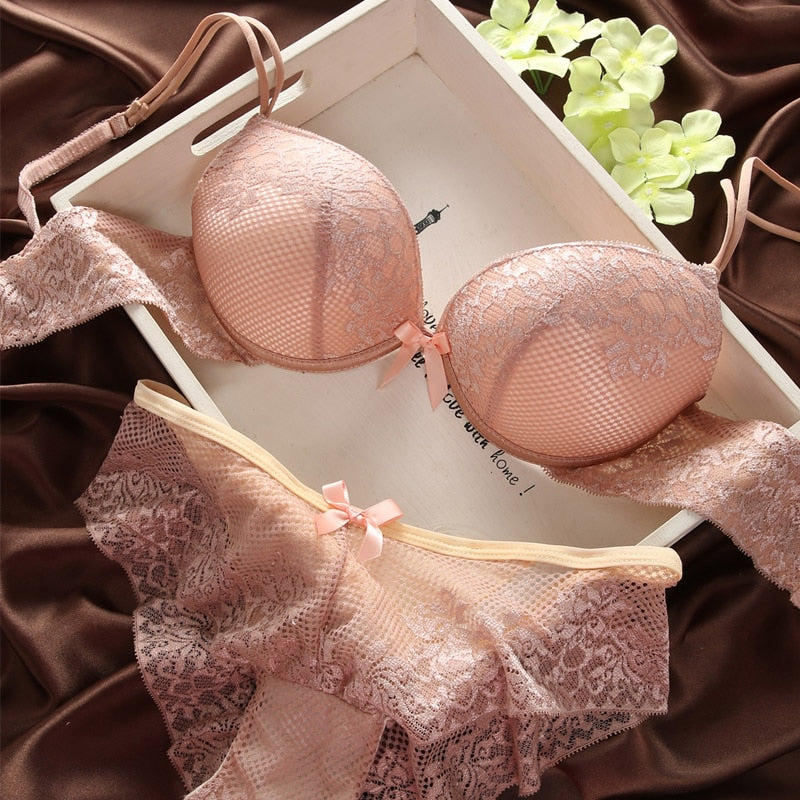Push-Up Lace Bow-Detail Lingerie Set