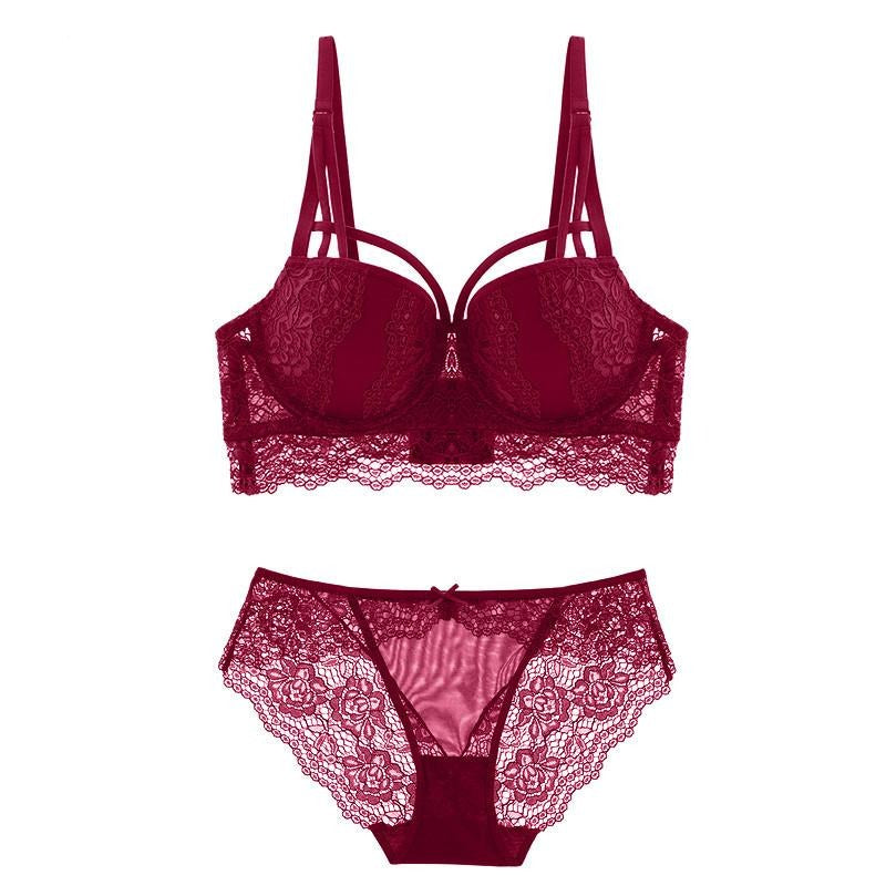 Lace Figure-Enhancing Lingerie Set
