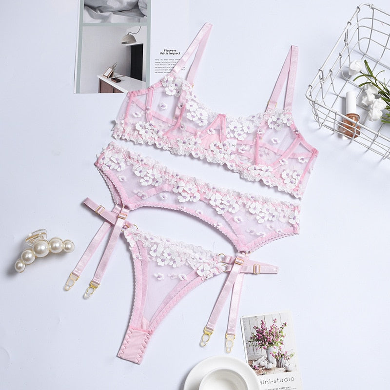 3-Piece Bra Garter Thong Evening Lingerie Set