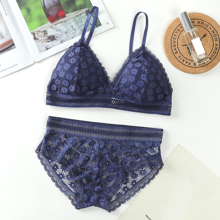 One-Size Floral Lace Bra and Panties Set