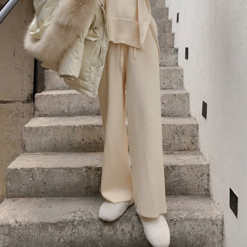 Straight-Leg Tie Belt Relaxed Pants Smooth Fabric