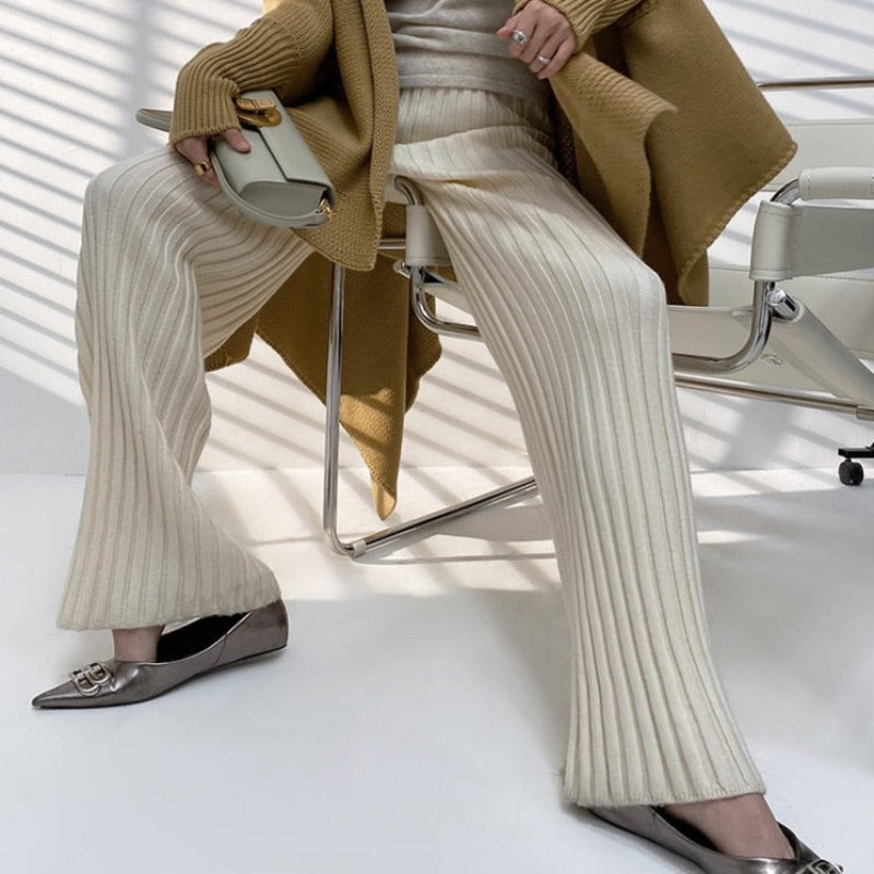 Ribbed Knit Straight-Leg Relaxed Pants