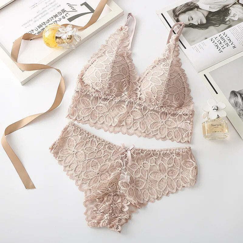 Floral Embroidered Hipster Bra and Panties Set