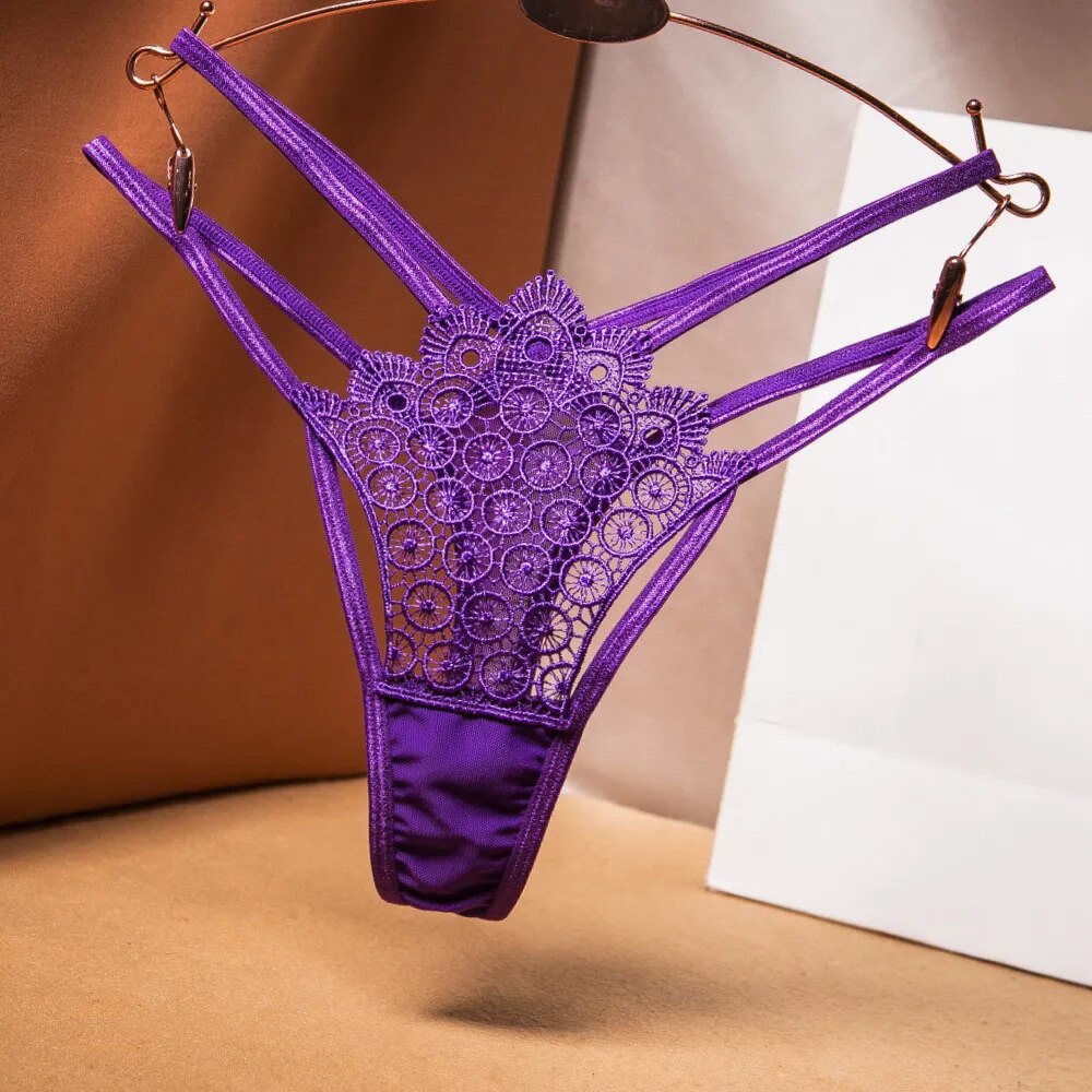 Lace Front Hip-Strap Decorative Thong