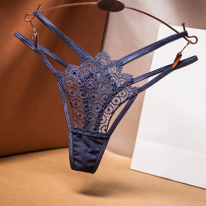 Lace Front Hip-Strap Decorative Thong