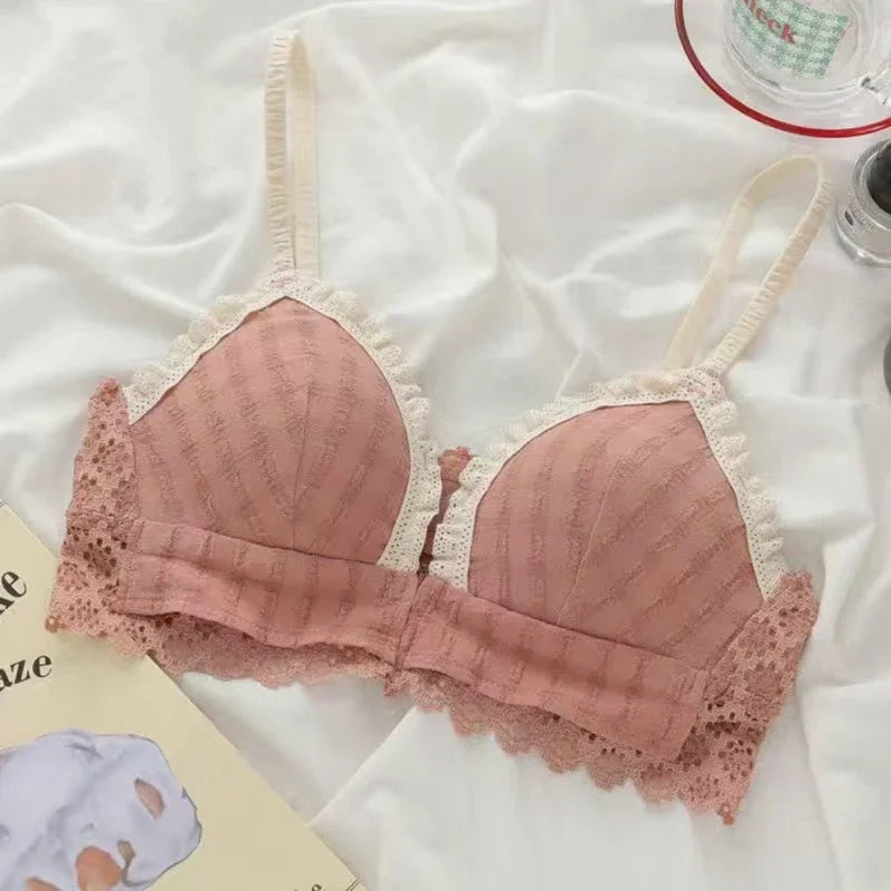 Front-Closure Lace Push-Up Bra