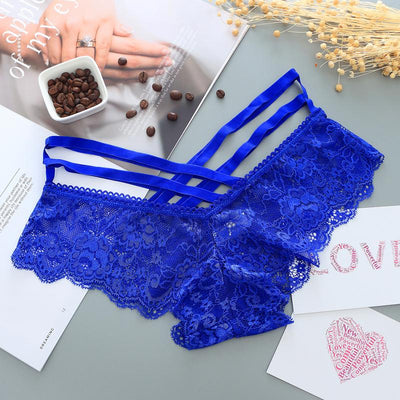 Lace panties with stripes