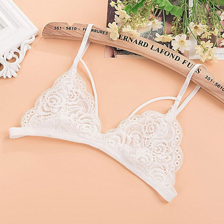 Bra with lace