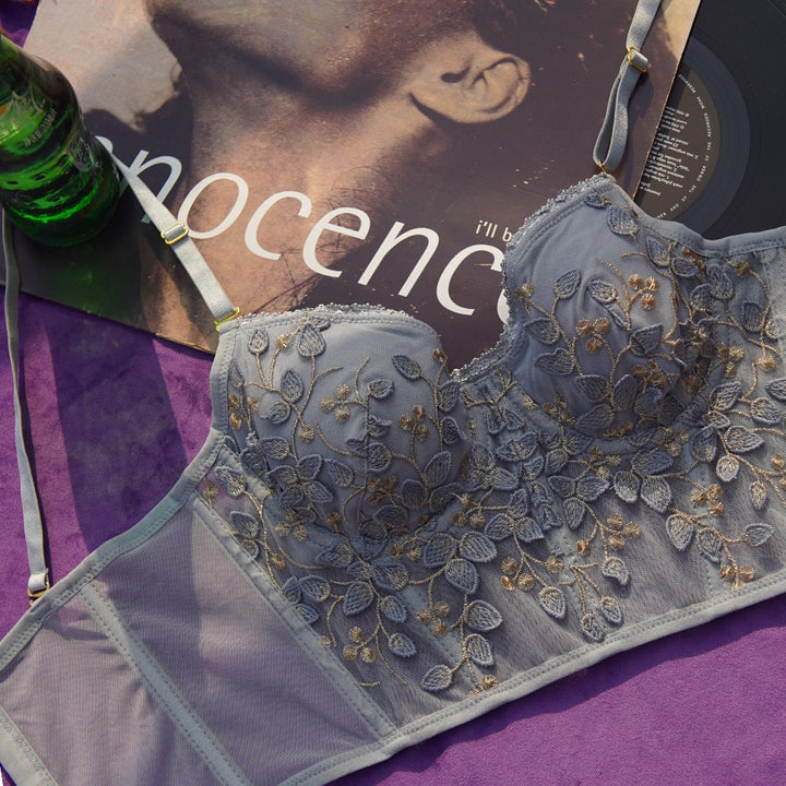 Set of underwear with embroidery