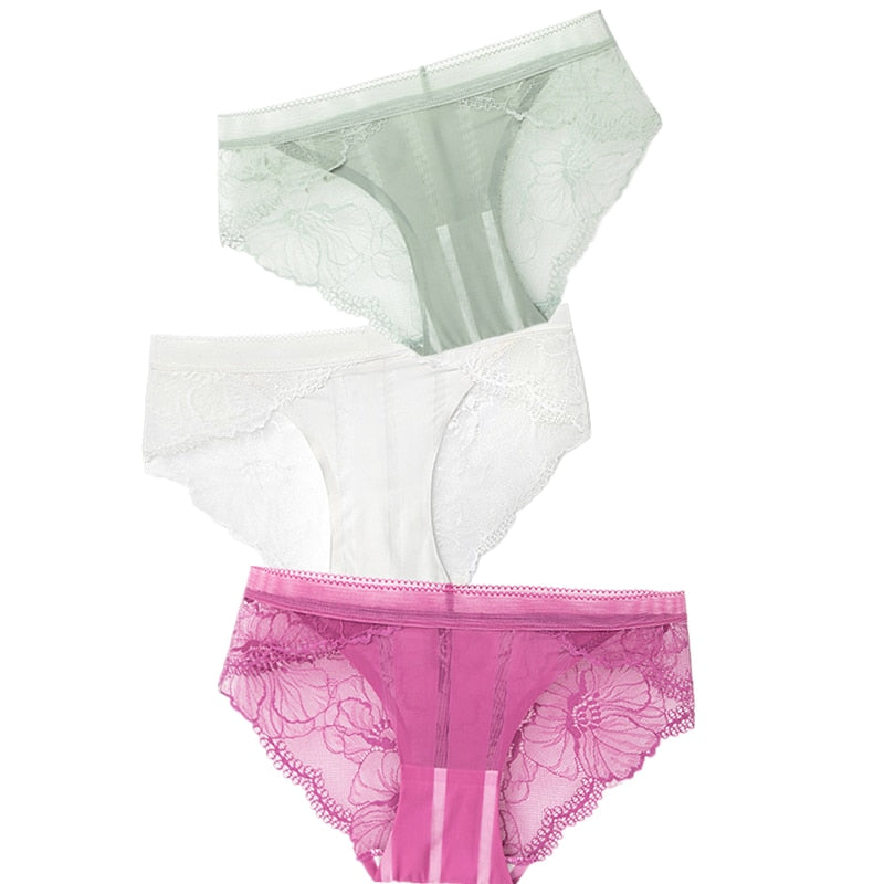Lacy panties 3 pieces set
