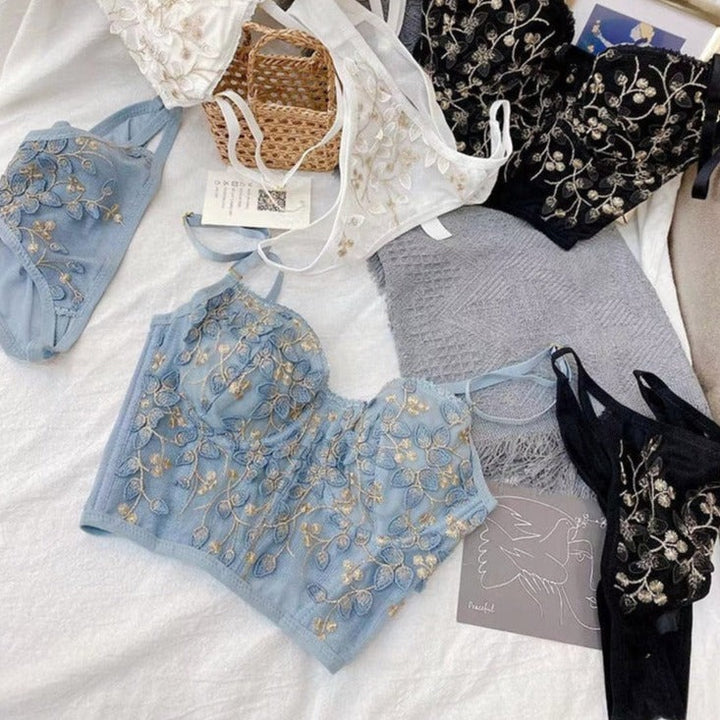 Set of underwear with embroidery