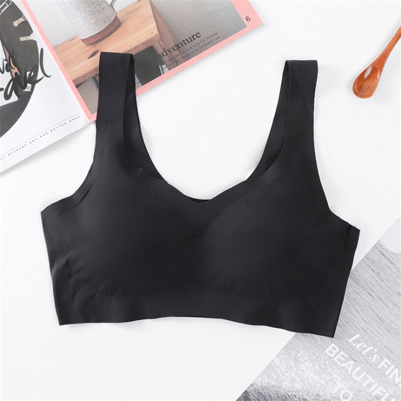 Seamless sports bra