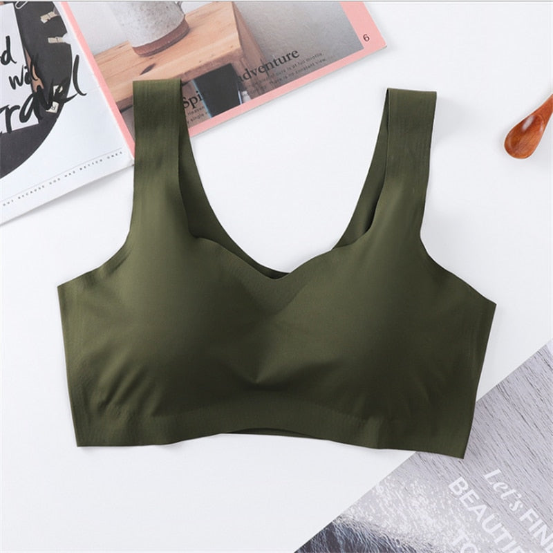 Seamless sports bra