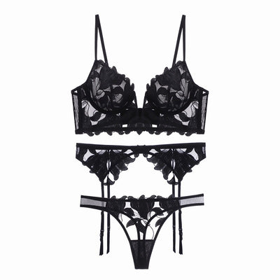 3-piece lingerie set with floral lace