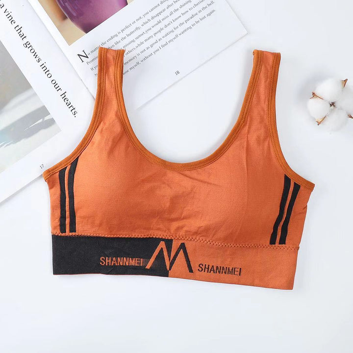 Sports bra with inscriptions