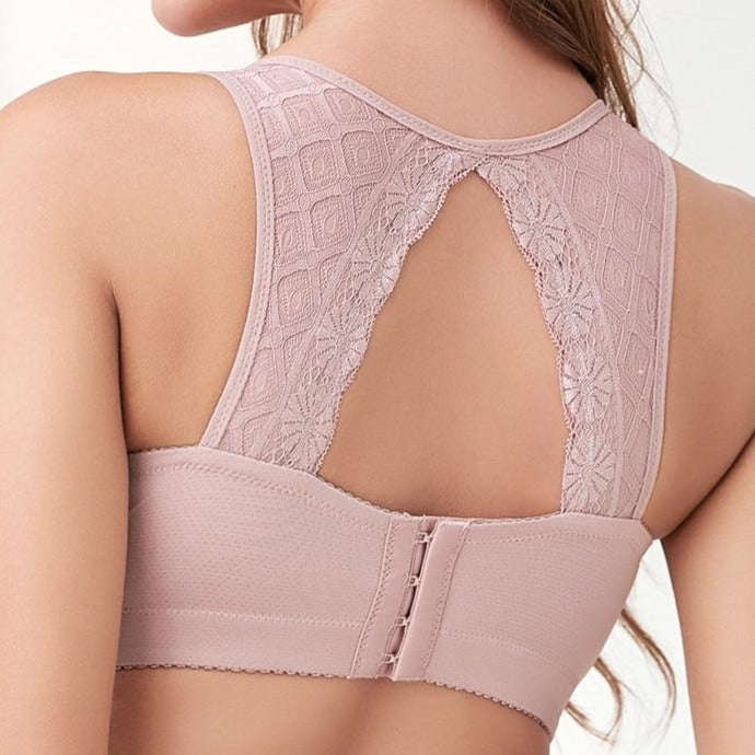 Bra with two fastenings