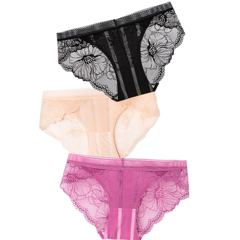 Lacy panties 3 pieces set