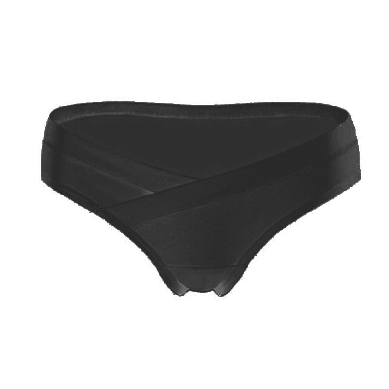 Sports panties with stitching