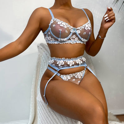 3-piece lingerie set with flowers