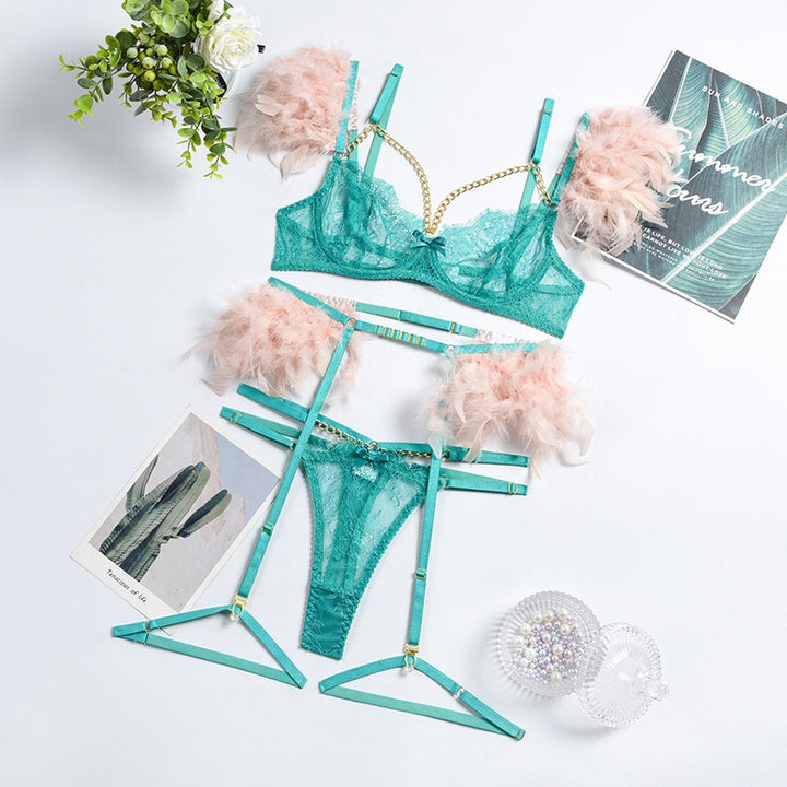 Sensual 3-piece lace lingerie set with decorative feathers